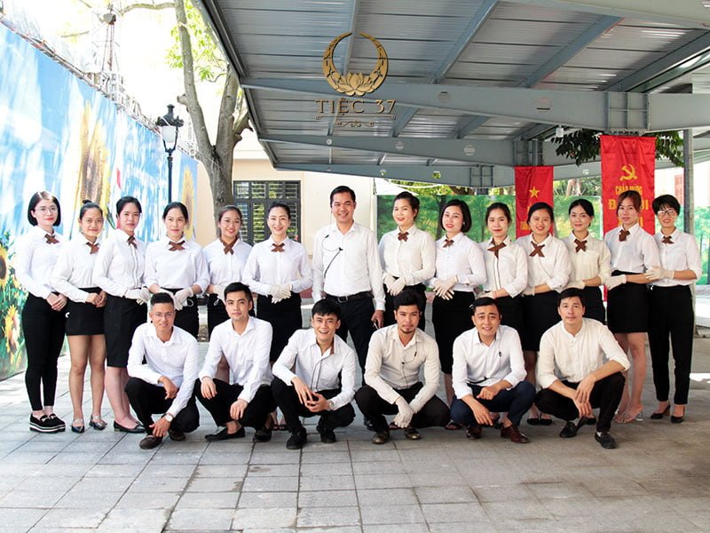 Vì sao nên lựa chọn một đơn vị uy tín để tổ chức tiệc lưu động? Đơn vị cung cấp dịch vụ Tiệc lưu động trọn gói tại Hà Nội