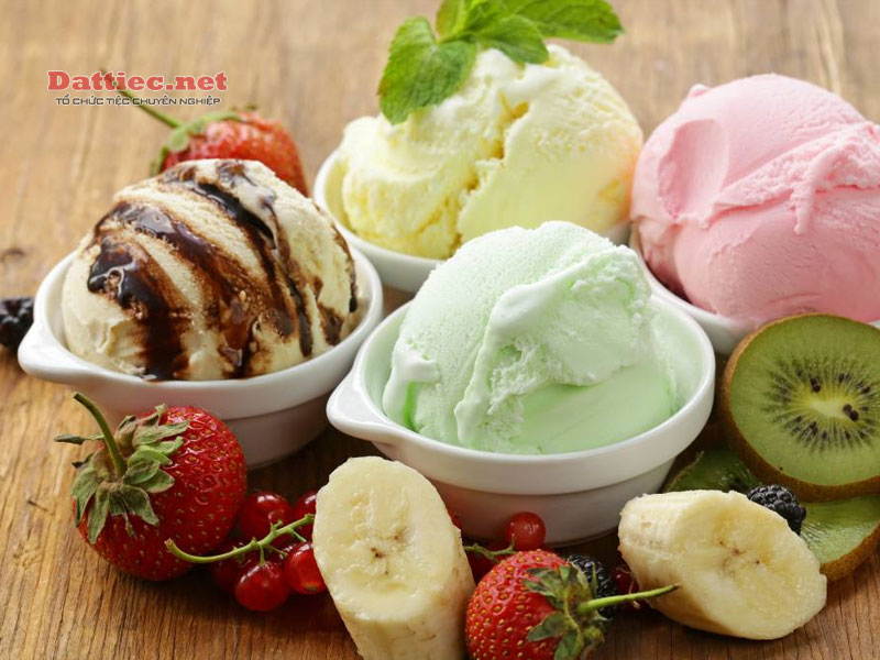 Khám phá top 15 món tráng miệng ngọt ngào cho tiệc cưới sang trọng Khám phá top 15 món tráng miệng ngọt ngào cho tiệc cưới sang trọng