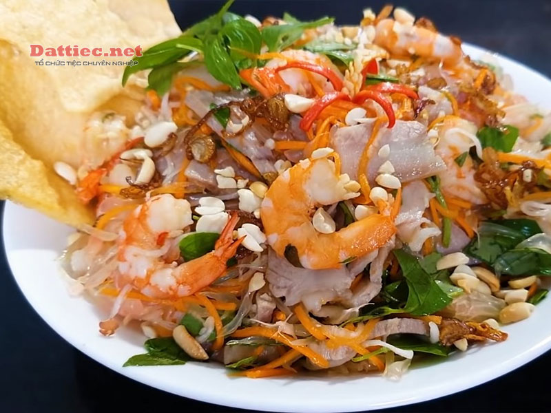 Tổng hợp các món gỏi ngon được ưa chuộng trong mâm cỗ Việt Tổng hợp các món gỏi ngon được ưa chuộng trong mâm cỗ Việt