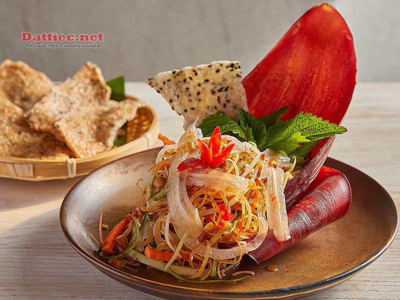 Tổng hợp các món gỏi ngon được ưa chuộng trong mâm cỗ Việt Tổng hợp các món gỏi ngon được ưa chuộng trong mâm cỗ Việt