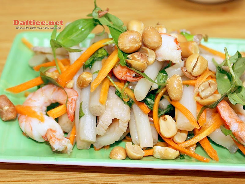 Tổng hợp các món gỏi ngon được ưa chuộng trong mâm cỗ Việt Tổng hợp các món gỏi ngon được ưa chuộng trong mâm cỗ Việt